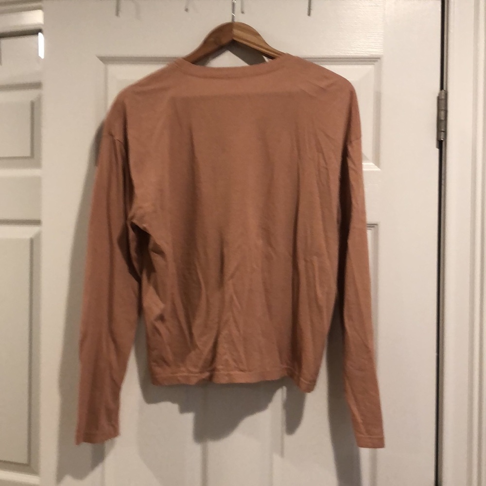 James Perse standard long sleeve size 4, lightly used - Picture 3 of 3